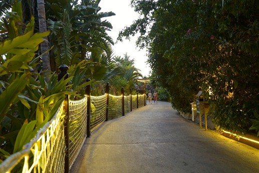 Tenerife - Siam Park by night