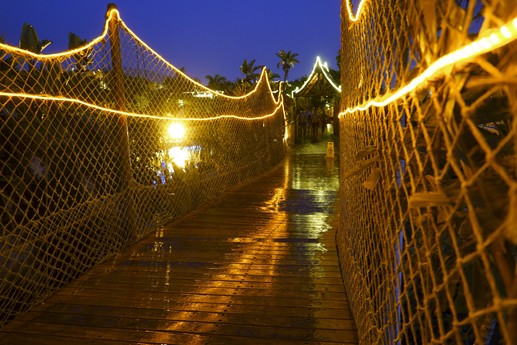 Tenerife - Siam Park by night