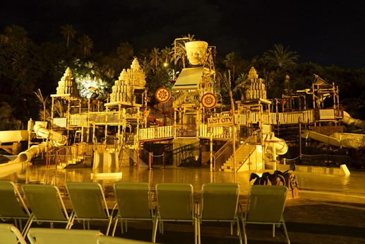 Tenerife - Siam Park by night